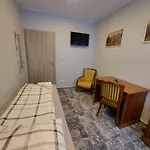 بيت شباب Centrum-kamienica 1924 *