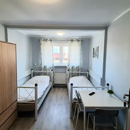 Hostel Centrum-kamienica 1924 Szczecinek