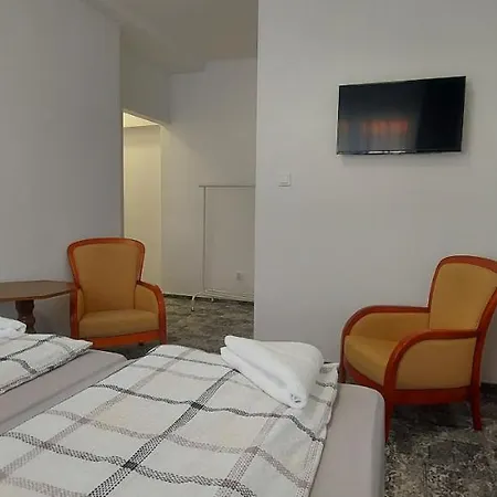 Centrum-kamienica 1924 *