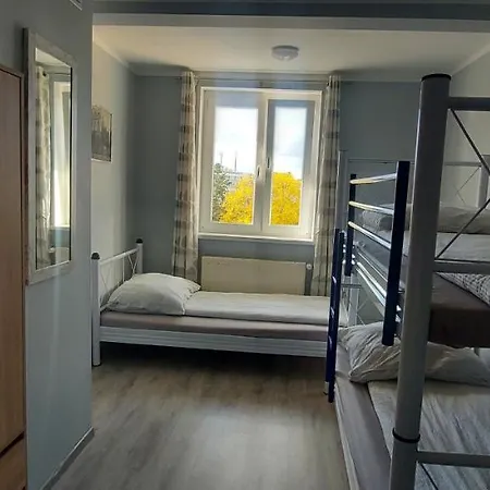 Centrum-kamienica 1924 Хостел