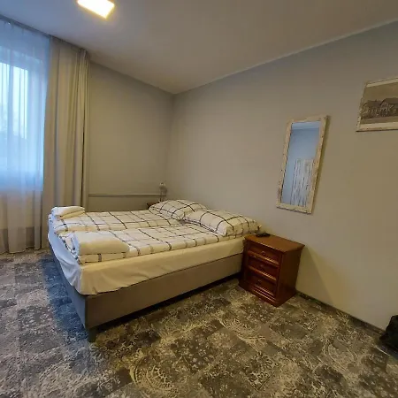 Centrum-kamienica 1924 Vandrarhem *