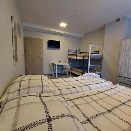 Centrum-kamienica 1924 Hostel *