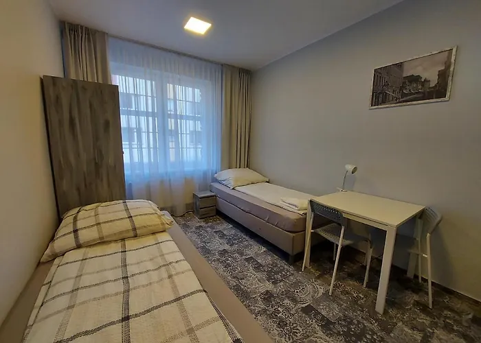 Centrum-kamienica 1924 Хостел *